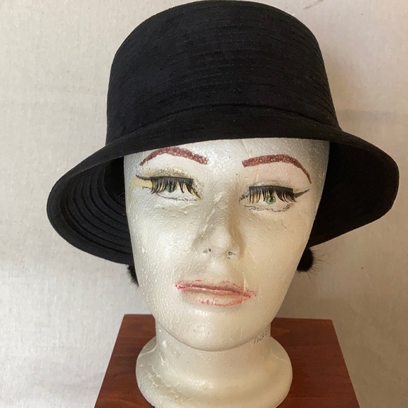 Vintage Scala Collezione bucket style with small brim hat. - Picture 1 of 5